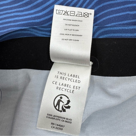 Outerknown Blue and White Board Shorts Quick-Dry Swimwear Men’s 33 - Picture 9 of 9